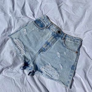 Zara rarely worn high waisted shorts